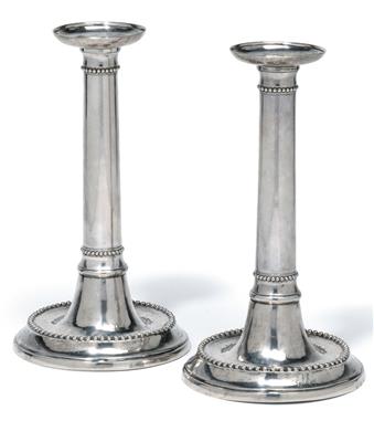 A pair of candleholders from Naples, - Argenti