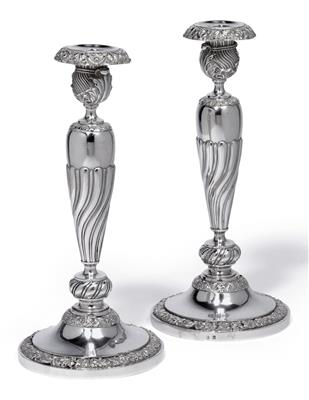 A pair of candleholders from Paris, - Stříbro