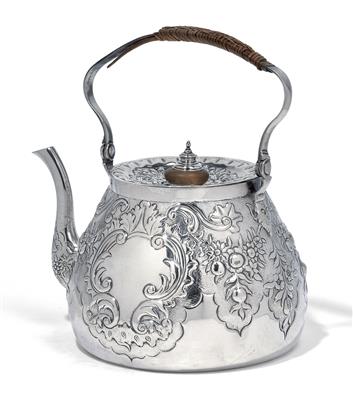 A George III. teapot from London, - Stříbro