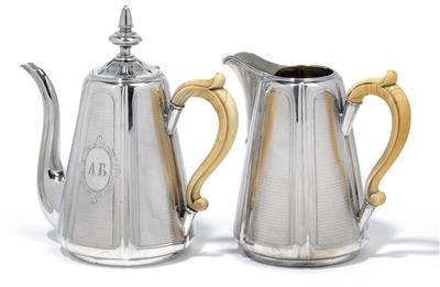 A coffeepot and hot water pot from Vienna - Silver