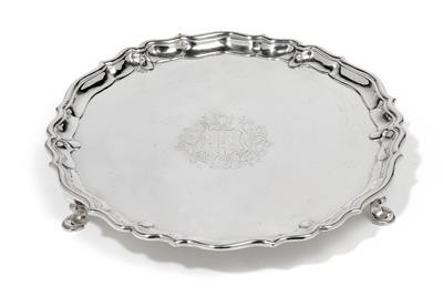 A George II. footed platter from London, - Stříbro