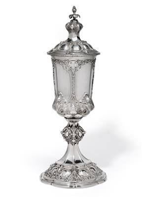 A tall lidded goblet, - Stříbro a Ruské stříbro