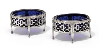 A pair of condiment bowls from Augsburg, - Argenti e Argenti russo