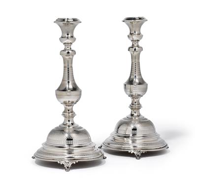 A pair of candleholders from Vienna, - Stříbro a Ruské stříbro