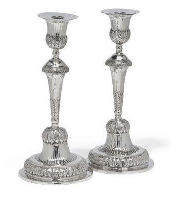 A pair of candleholders from Italy, - Stříbro a Ruské stříbro