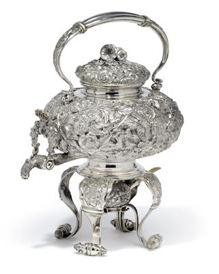 A Biedermeier hot water kettle with rechaud and burner from Vienna, - Stříbro a Ruské stříbro