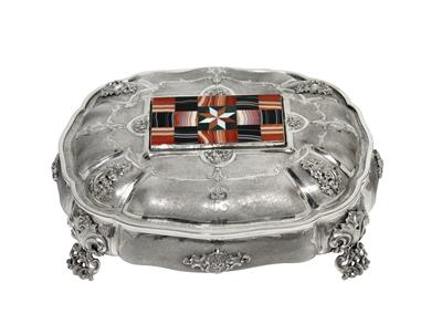 A large Italian lidded cassette, - Silver and Russian Silver