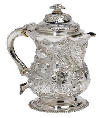 A George II. lidded pot from London, - Silver and Russian Silver