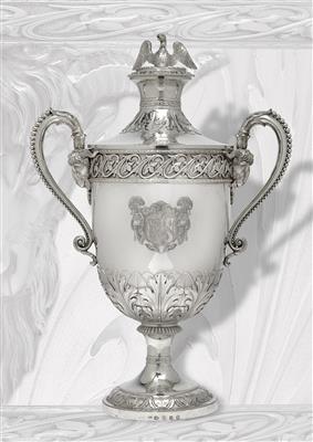Londoner Georg III. - Deckelpokal, - Silber und Russisches Silber