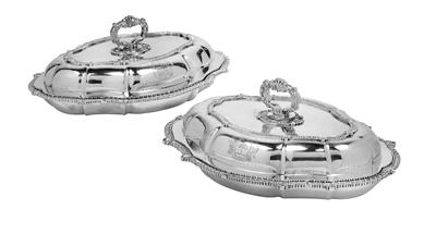 A Pair of George III Legumières from London, - Stříbro