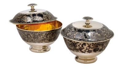 A Pair of Niello Covered Bowls from Moscow, - Stříbro