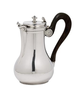 A Louis XVI Coffee Pot from Paris, - Stříbro