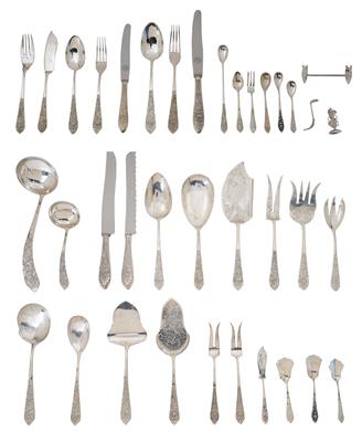 A Cutlery Set for 12 Persons, from Indonesia, - Argenti e Argenti russo