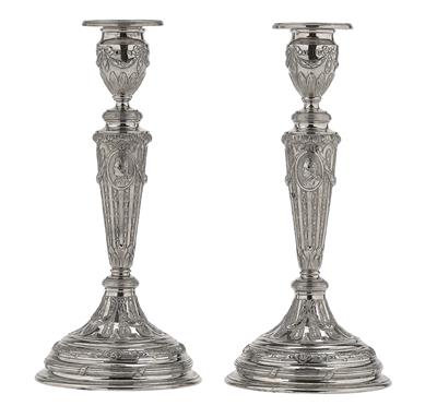 A Pair of Historicist Candleholders, - Argenti e Argenti russo