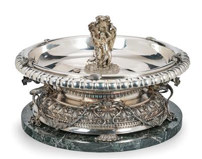 "BUCCELLATI" - a Table Fountain, - Stříbro a ruské stříbro