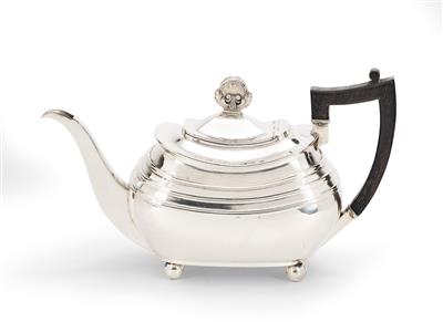 An Early Biedermeier Teapot from Vienna, - Stříbro a ruské stříbro