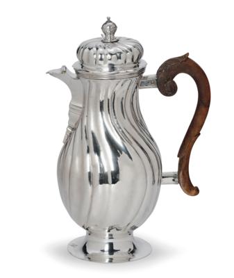 A Rococo Coffee Pot from Augsburg, - Stříbro