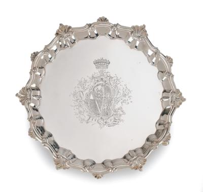A London George II Footed Platter, - Stříbro