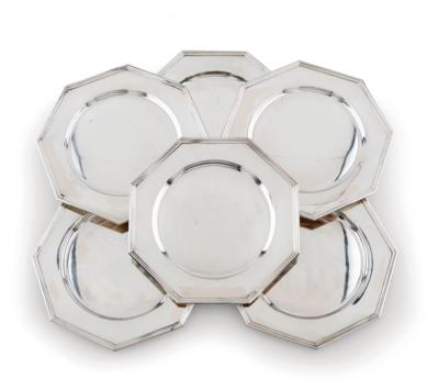 6 Place Plates by Buccellati, - Silver