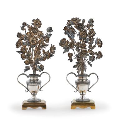 A Pair of Neapolitan Vases with Flowers, - Argenti