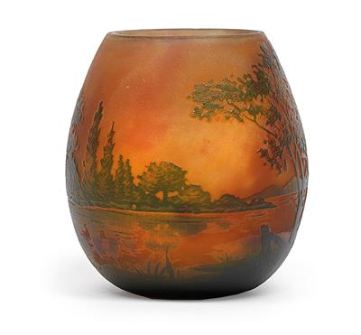 Small vase with lake landscape, - Secese a um?ní 20. století