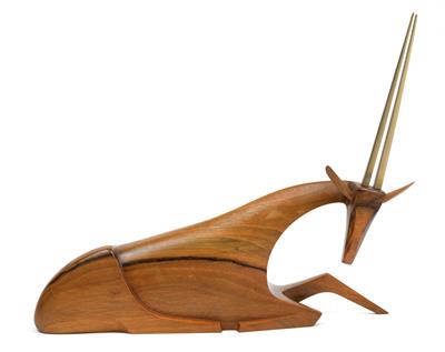 Antilope sdraiata, - Jugendstil e arte applicata del XX secolo