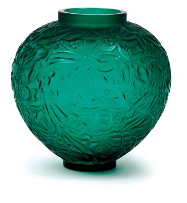 A "Gui" vase, - Jugendstil e arte applicata del XX secolo