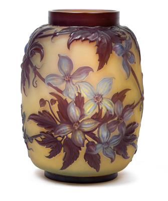 A Gallé soufflé vase, - Secese a umění 20. století