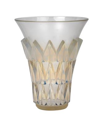 A René Lalique vase "Feuilles", - Jugendstil e arte applicata del XX secolo