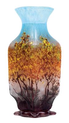 An etched and enameled glass vase by Daum with autumn landscape, - Secese a umění 20. století