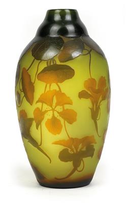 An overlaid and etched glass vase with orchids by Paul Nicolas, - Secese a umění 20. století