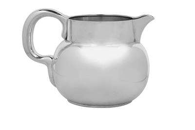 A handled jug by Tiffany & Co., - Secese a umění 20. století