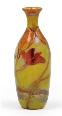 Amédée de Caranza (1840-1912), A vase with long neck, - Jugendstil e arte applicata del XX secolo