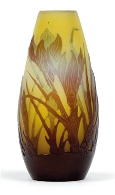 Kleine Vase mit Krokusdekor, - Jugendstil und Kunsthandwerk des 20. Jahrhunderts