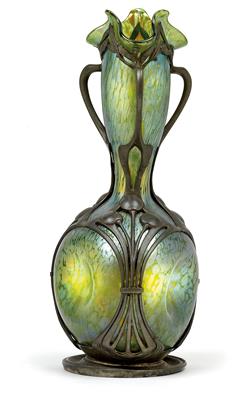 Vase in Metallmontierung, Johann Lötz Witwe, Klostermühle, 1898- 1900 - Jugendstil und Kunsthandwerk des 20. Jahrhunderts