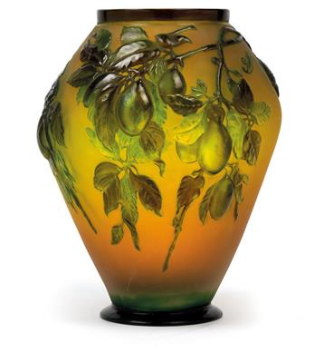 Vase “plum branch”, Emile Gallé, Nancy, c. 1925, - Jugendstil e arte applicata del XX secolo