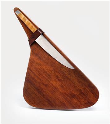 Carl Auböck, a cutting board and a knife, Vienna, 1962, model no. 4091 - Jugendstil e arte applicata del XX secolo