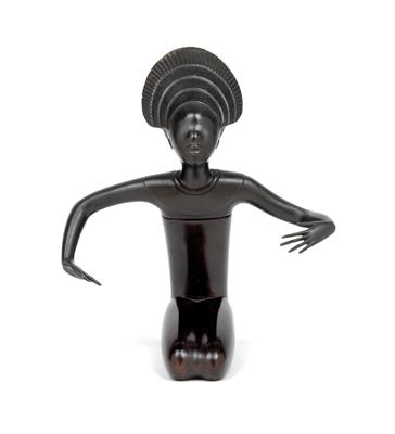 An Ashanti figurine: a squatting African woman with spread arms during a dance, Werkstätten Hagenauer, Vienna - Jugendstil e arte applicata del XX secolo