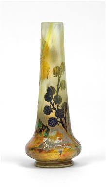 A vase with blackberries, Daum, Nancy, c. 1910/15 - Jugendstil and 20th Century Arts and Crafts
