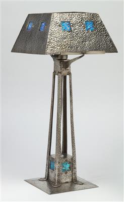 Gustave Serrurier-Bovy (1858–1910), a table lamp, Brussels, c. 1900; inlaid with glasses by Johann Lötz Witwe, Klostermühle - Jugendstil e arte applicata del XX secolo