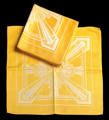 Peter Behrens (Germany 1868–1940), six napkins “radial rays as a star”, designed before 1905, executed by Simon Fränkel, Neustadt, Upper Silesia - Jugendstil and 20th Century Arts and Crafts