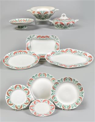 A 55-piece service with ornamental carnations, form design after a Sèvres model from the 18th century, decorated by Henri Gillet, 1903 - Jugendstil and 20th Century Arts and Crafts