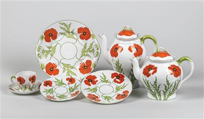 Attributed to Theodor Schmuz-Baudiss, an Art Nouveau porcelain service with red poppy décor, 27 pieces, designed in c. 1899/1900 - Secese a umění 20. století