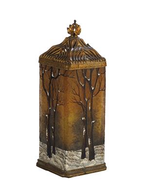 An unusual table lamp with winter landscape in lantern shape, Daum, Nancy, c. 1905 - Secese a umění 20. století