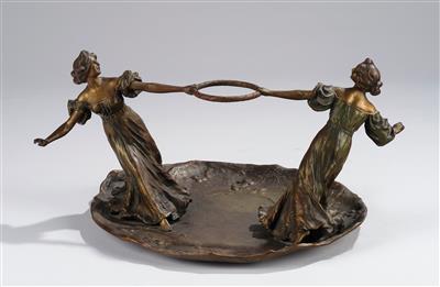 F. X. Bergmann, a centrepiece with women dancing a roundelay, designed in Vienna, c. 1900 - Secese a umění 20. století