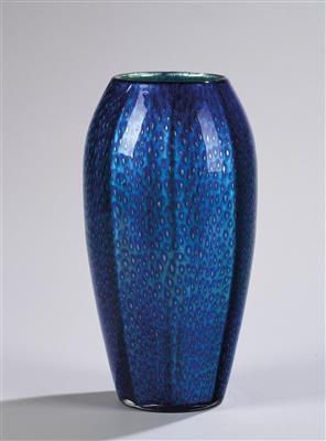 A vase, Johann Lötz Witwe, Klostermühle, 1912 - Secese a umění 20. století