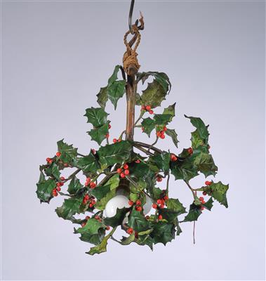 A holly chandelier (Ilex), executed after a design from France, c. 1900 - Jugendstil e arte applicata del XX secolo