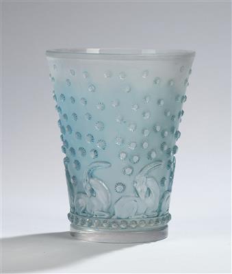 A vase “Ajaccio”, René Lalique, Wingen-sur-Moder, designed on 2 February 1938 - Secese a umění 20. století