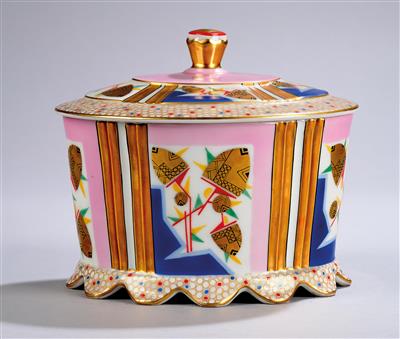 A covered box in the Art Déco style, Edelstein Porzellanfabrik AG, Küps, district of Kronach (Bavaria), as of 1929 - Secese a umění 20. století