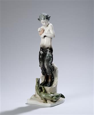 Ferdinand Liebermann, a faun with a crocodile, model: K 394 from 1914, executed by Philipp Rosenthal & Co., Selb, by c. 1945 - Jugendstil e arte applicata del XX secolo